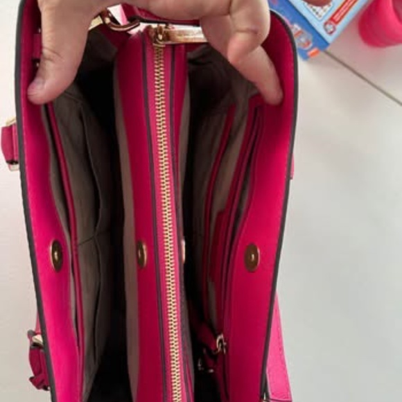 Michael Kors Bag - Picture 4 of 5